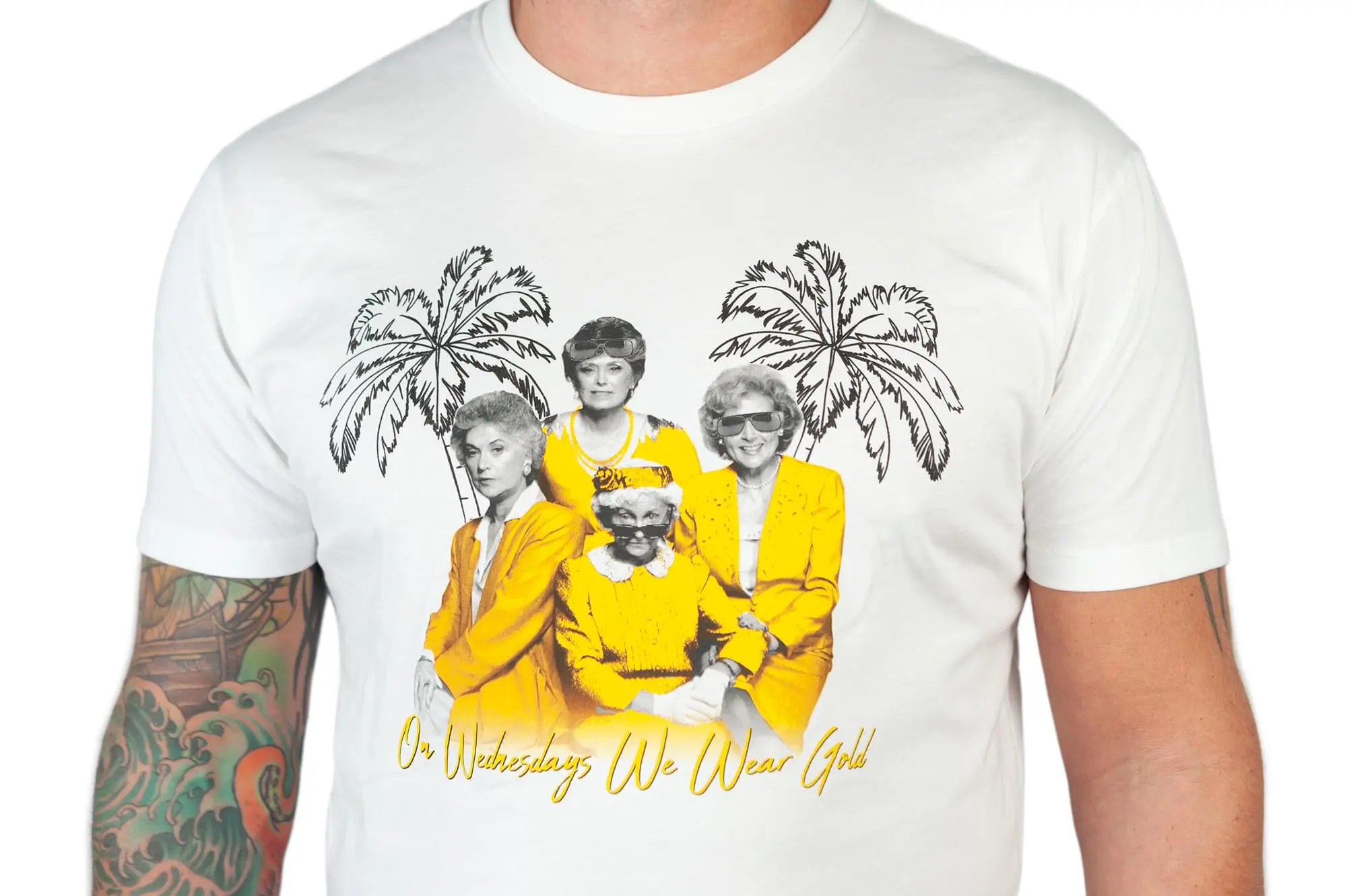 Goodie Two Sleeves The Golden Girls 'On Wednesdays We Wear Gold' Men's T-Shirt | Comfort Fit 3 Goodie Two Sleeves The Golden Girls 'On Wednesdays We Wear Gold' Men's T-Shirt | Comfort Fit - Image 3