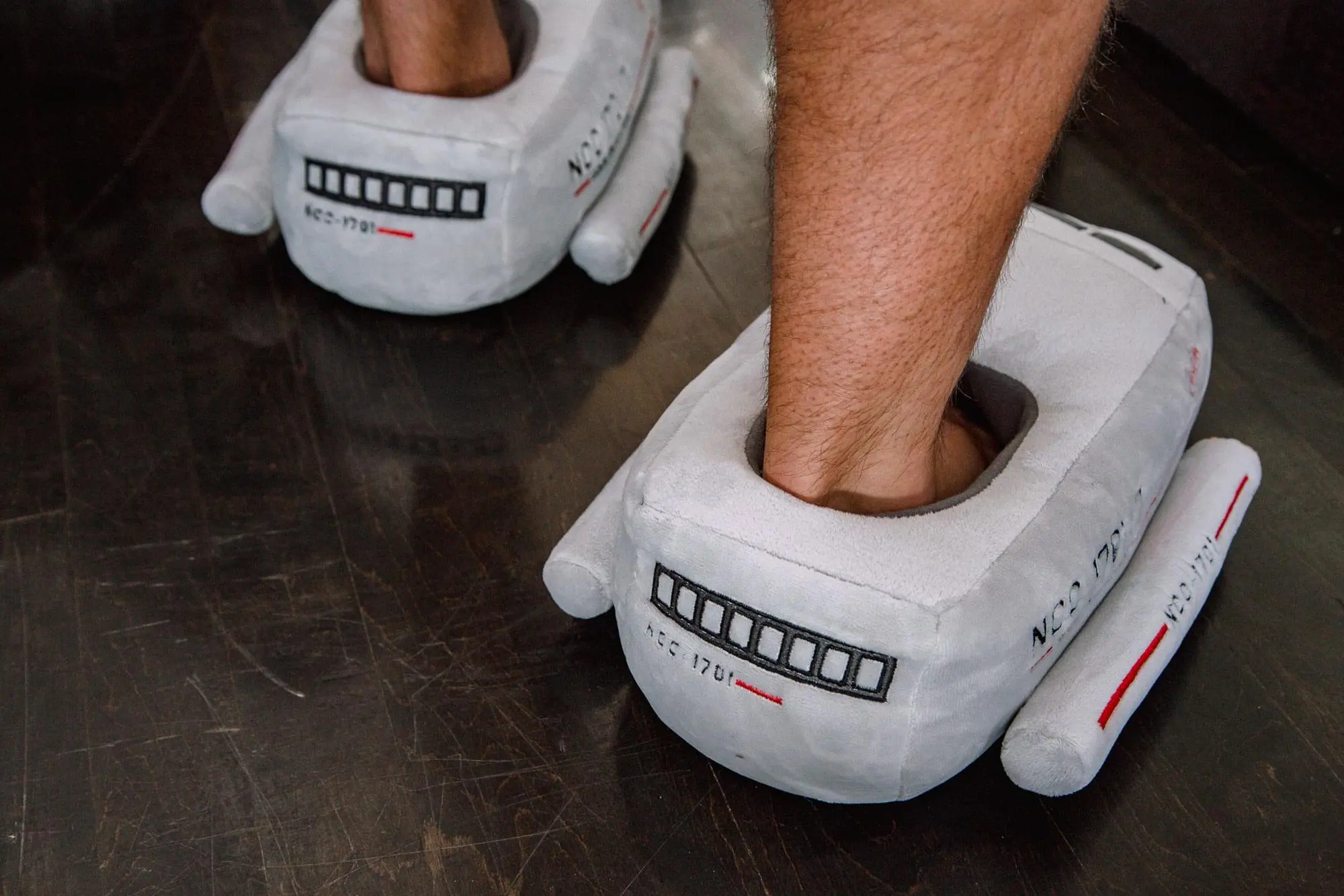 Ukonic Star Trek: The Original Series Galileo Shuttle 3D Slippers For Adults 5 Ukonic Star Trek: The Original Series Galileo Shuttle 3D Slippers For Adults - Image 5